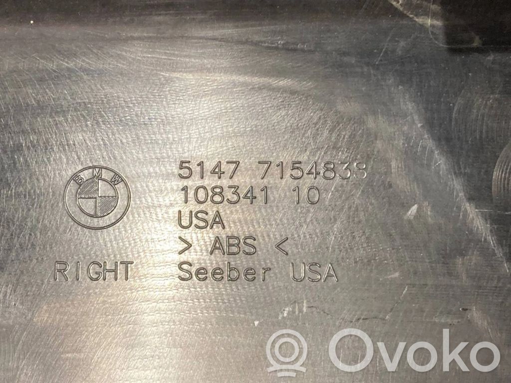 (C) statņa dekoratīvā apdare