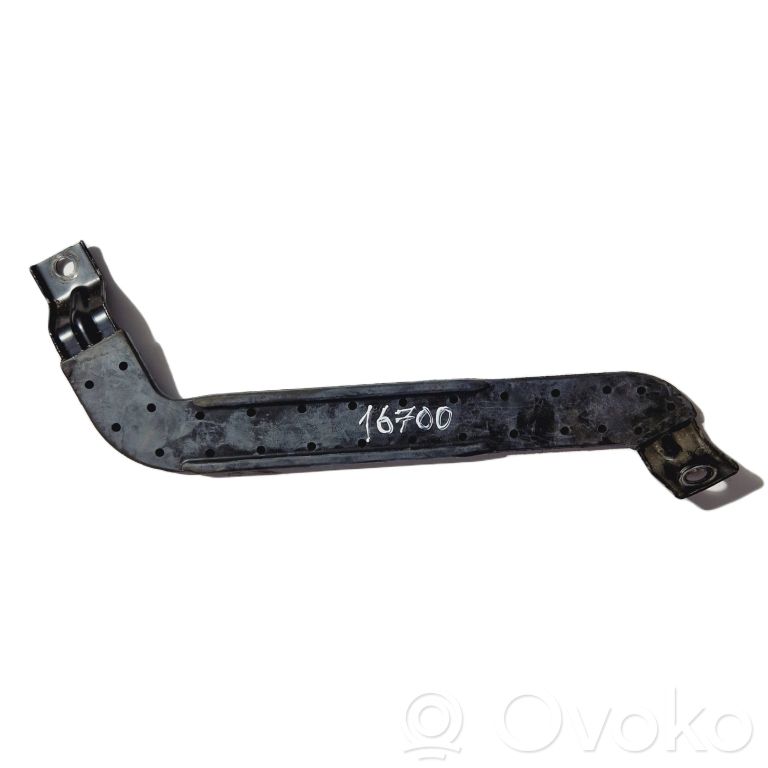 Battery mount