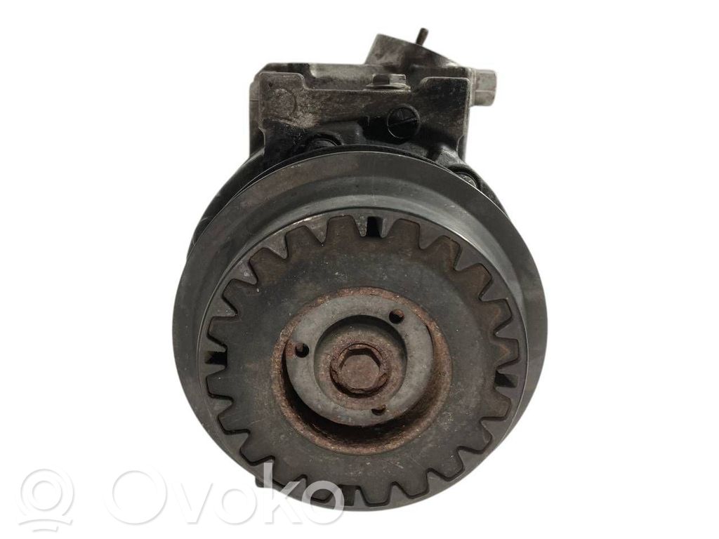 Air conditioner compressor (pump)