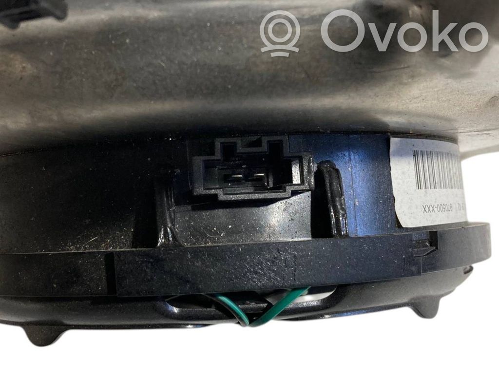 Speaker(s) in the rear door