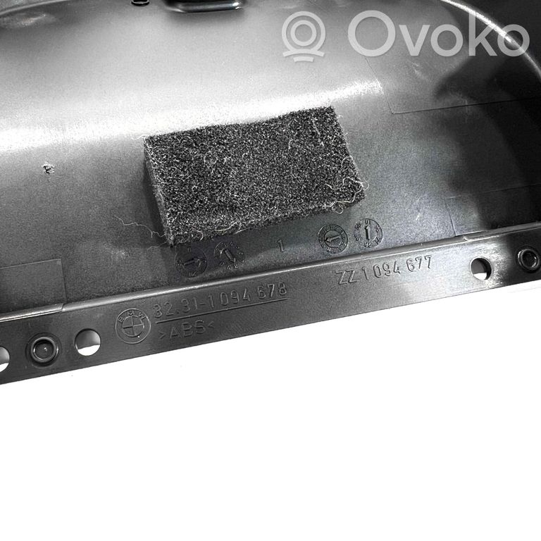 Steering axle trim