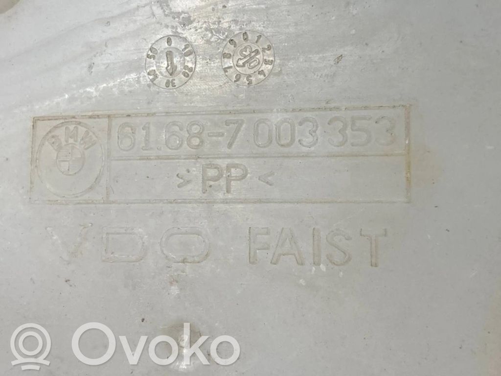 Бачок для жидкости для окон
