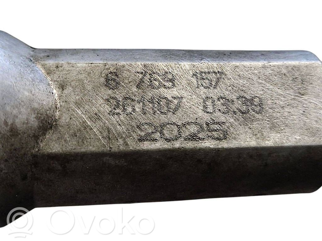 Stūresrata ass krustsavienojums