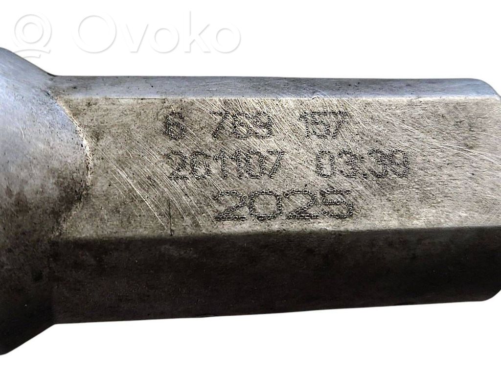 Stūresrata ass krustsavienojums