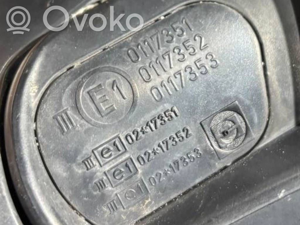 Spogulis (elektriski vadāms)