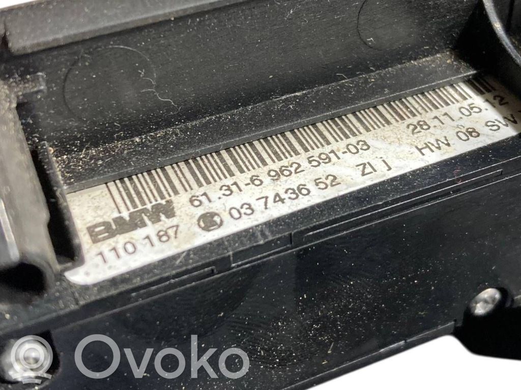 Sēdekļu apsildes slēdzis