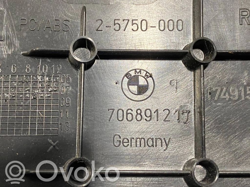 Cita veida salona detaļa