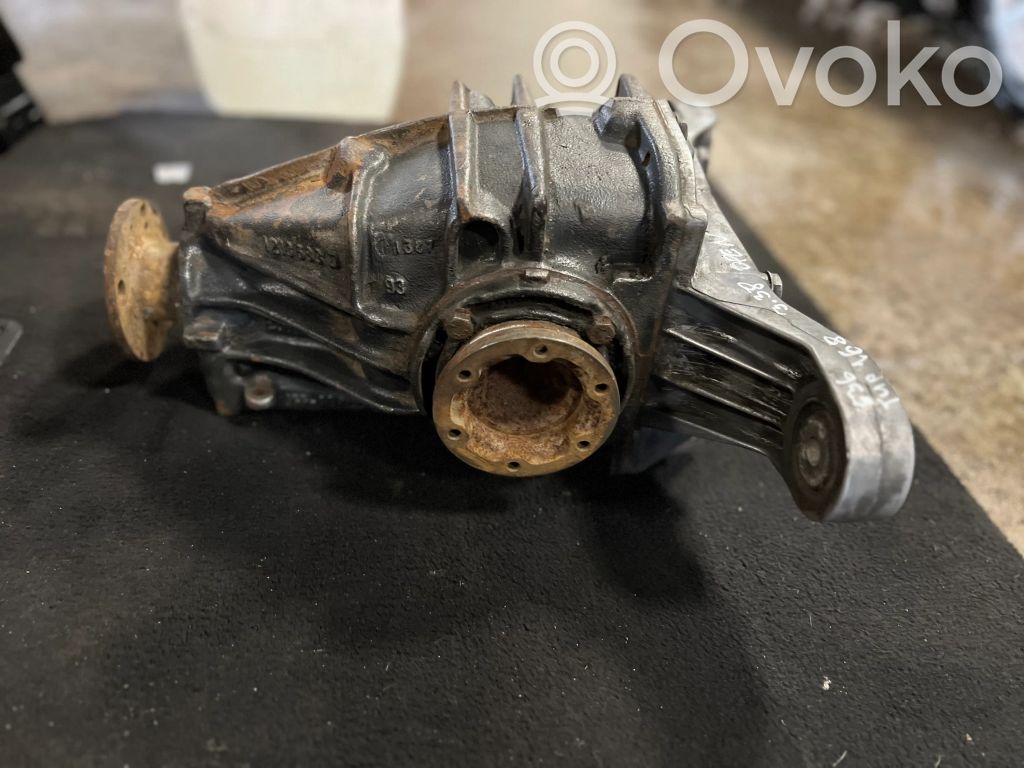 Aizmugurējais reduktors