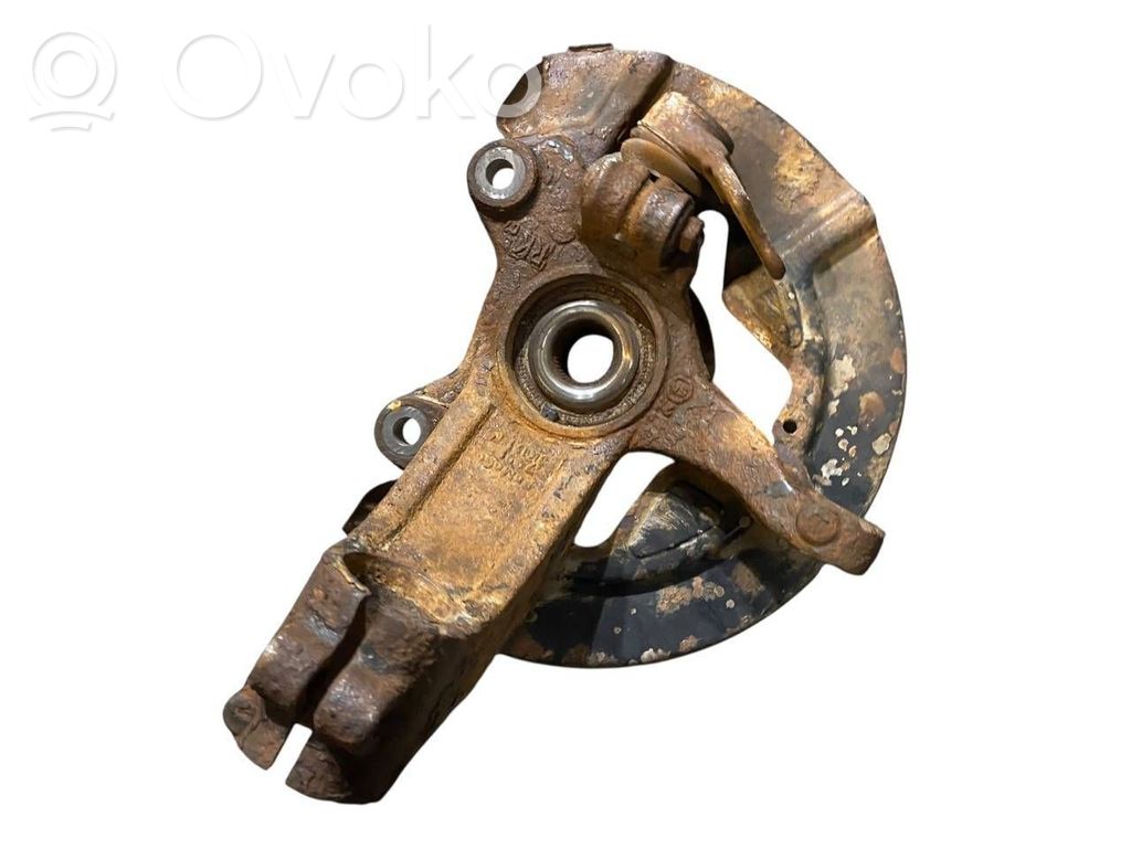 Priekšējā riteņa rumbas vārpstas šarnīrs (stupica, capfa)