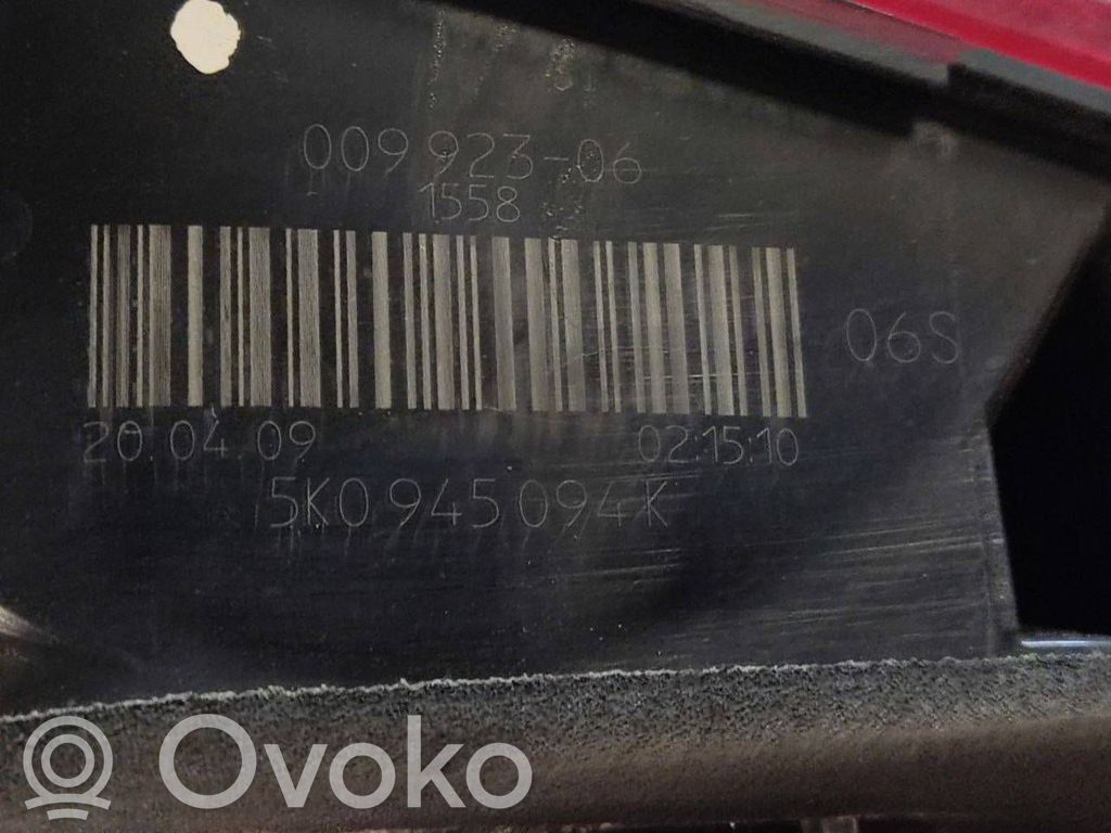 Aizmugurējais lukturis pārsegā