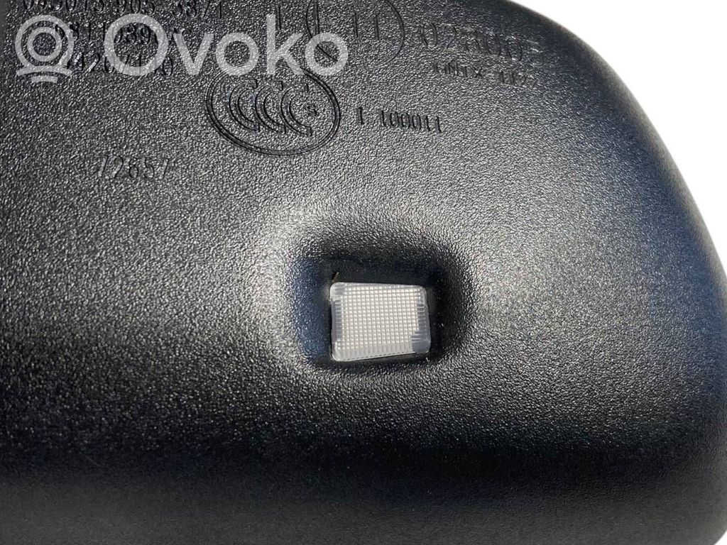 Atpakaļskata spogulis (salonā)