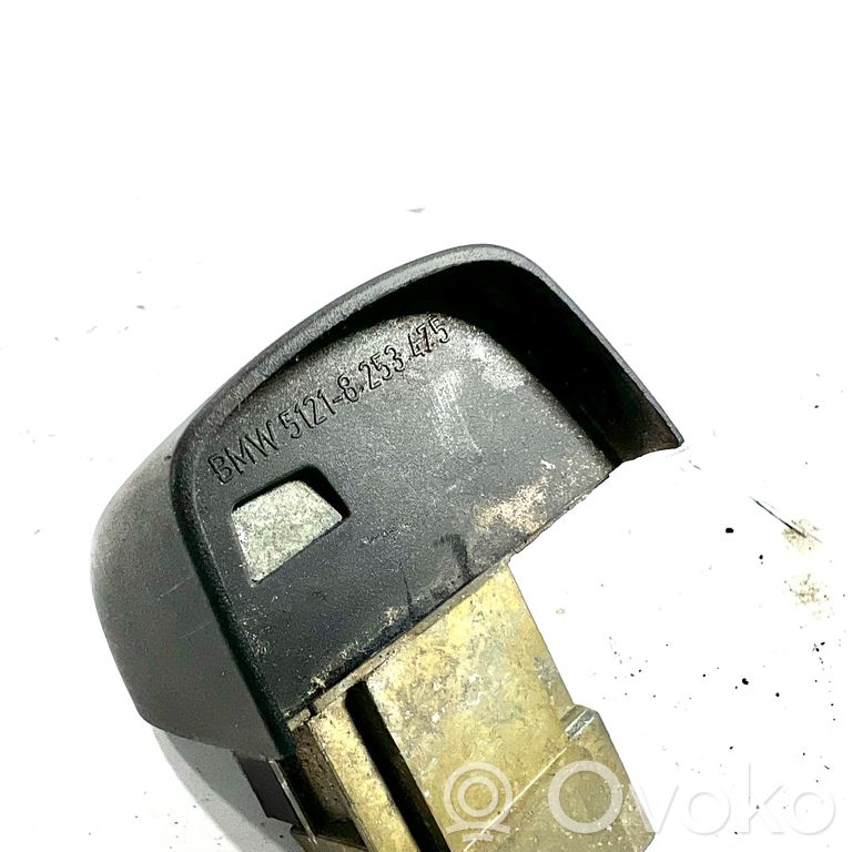 Rear door handle cover