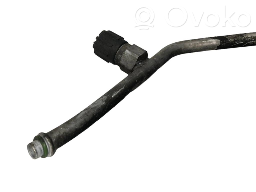 Air conditioner pipe(s) / hose(s)