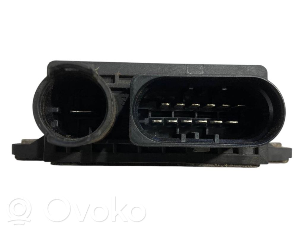 Glow plug relay