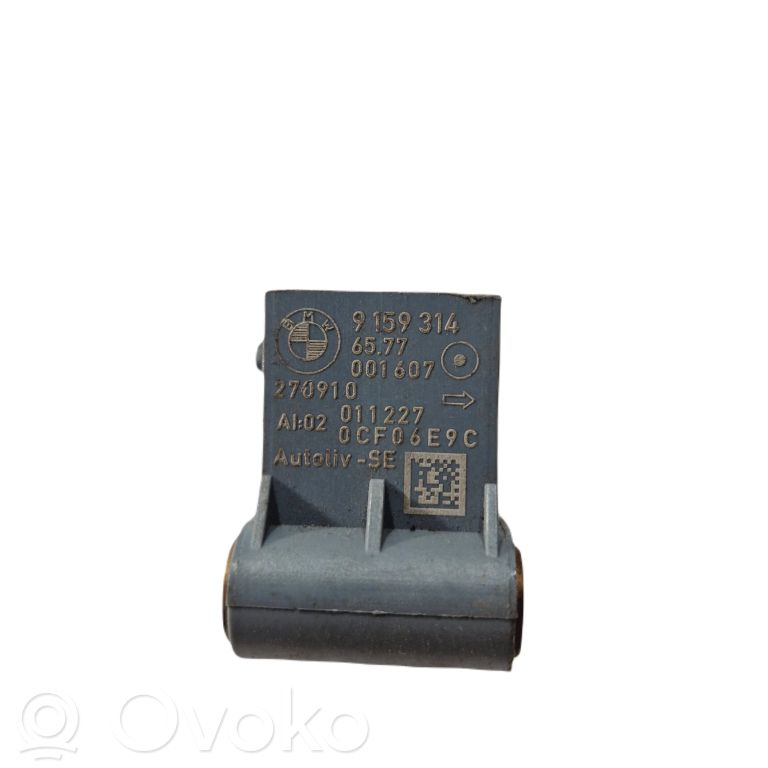 Gaisa spilvenu trieciensensors