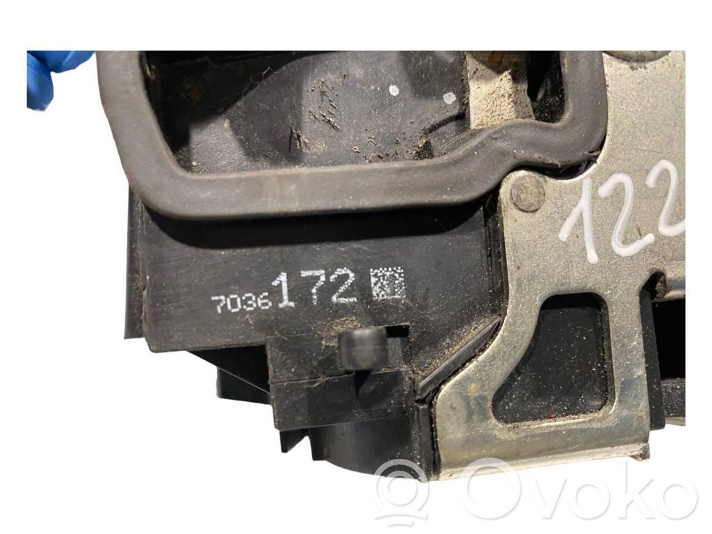 Aizmugurē slēdzene