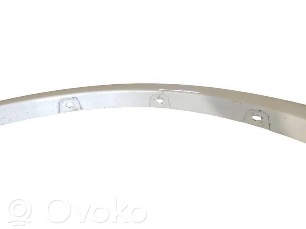 Front arch trim