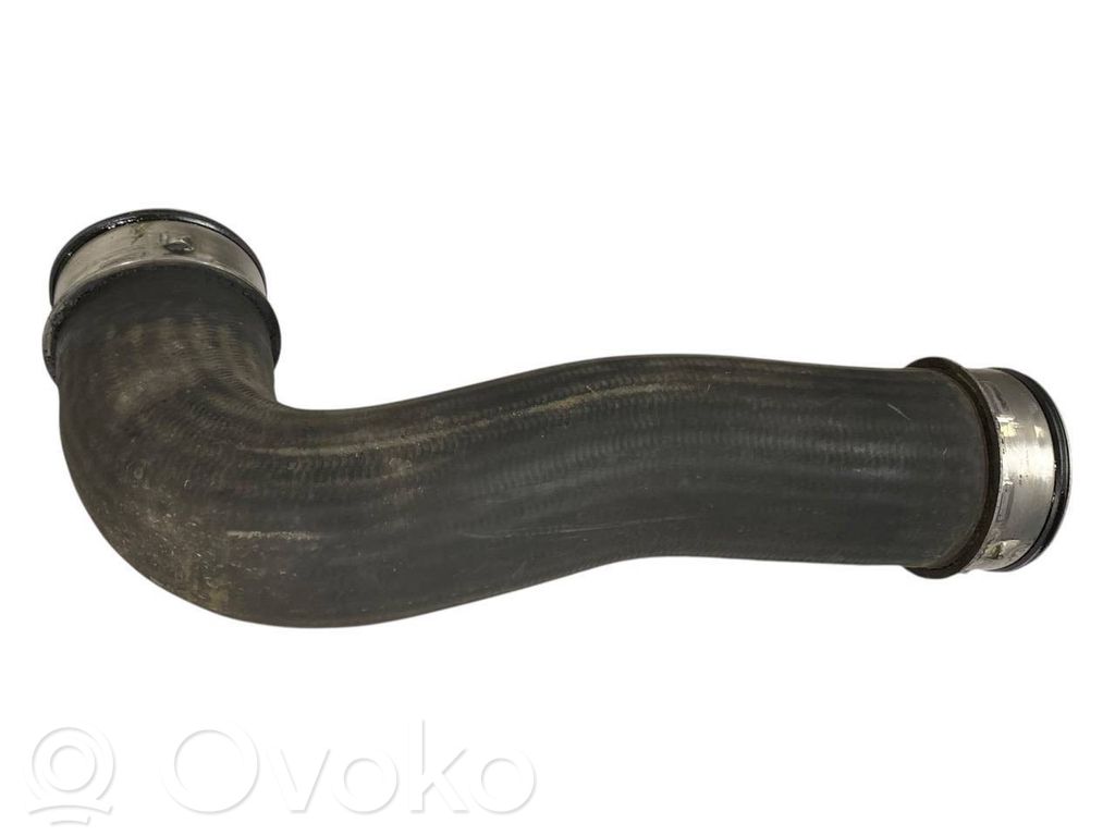 Interkūlera šļūtene (-es) / caurule (-es)