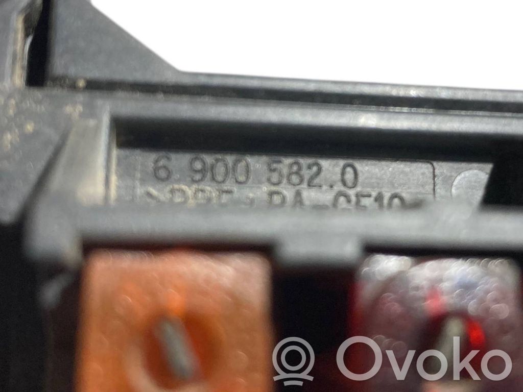 Блок предохранителей