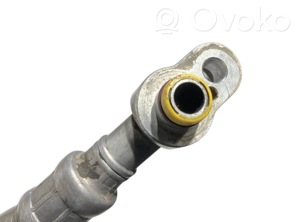 Gaisa kondicioniera caurulīte (-es) / šļūtene (-es)