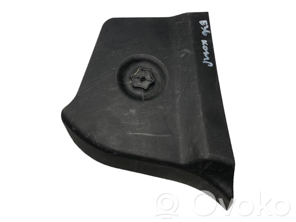Rear lamp cover holder