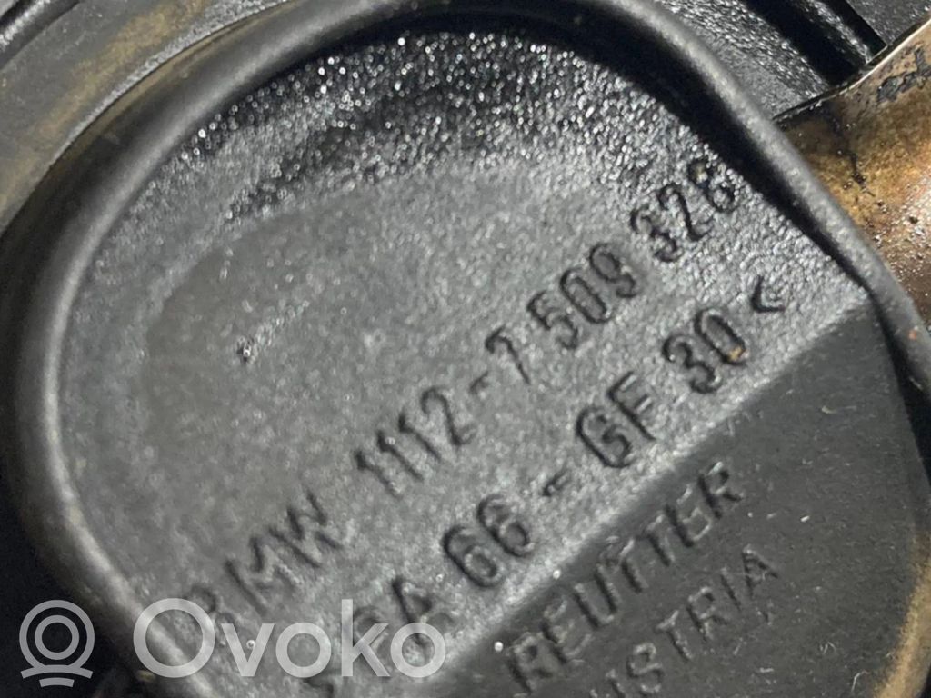 Eļļas uzpildes atveres vāciņš