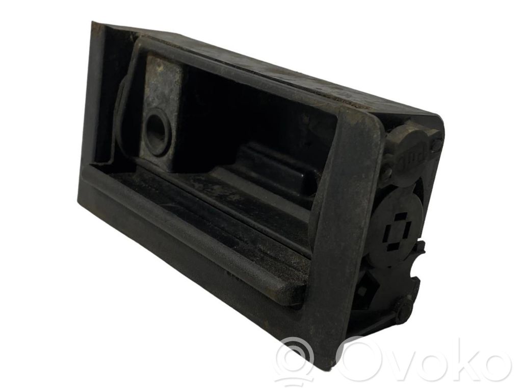 Ashtray (front)
