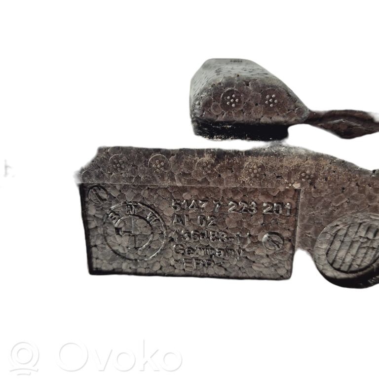 Cita veida salona detaļa