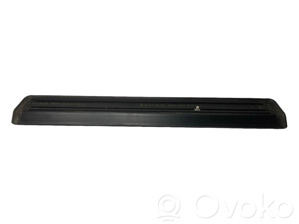 Front sill trim (inner)