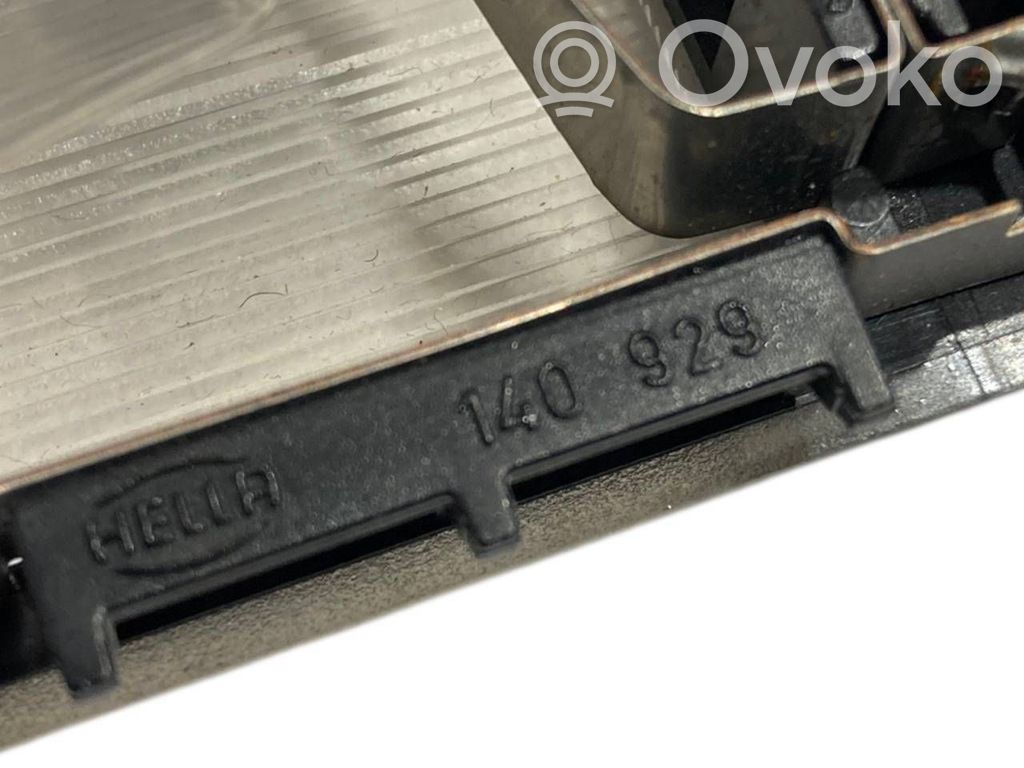 Cita veida salona apgaismojums