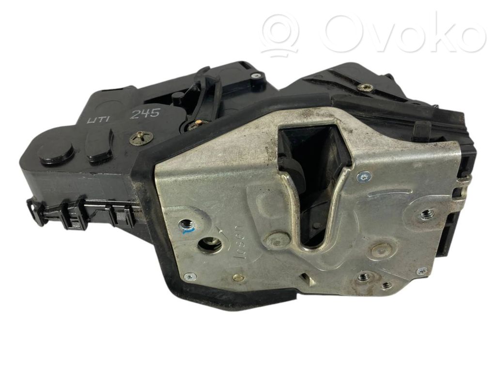 Aizmugurē slēdzene