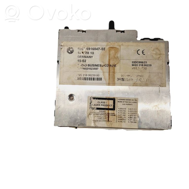 Radio / CD/DVD atskaņotājs / navigācija