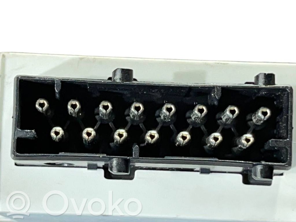 Trailer hitch control unit