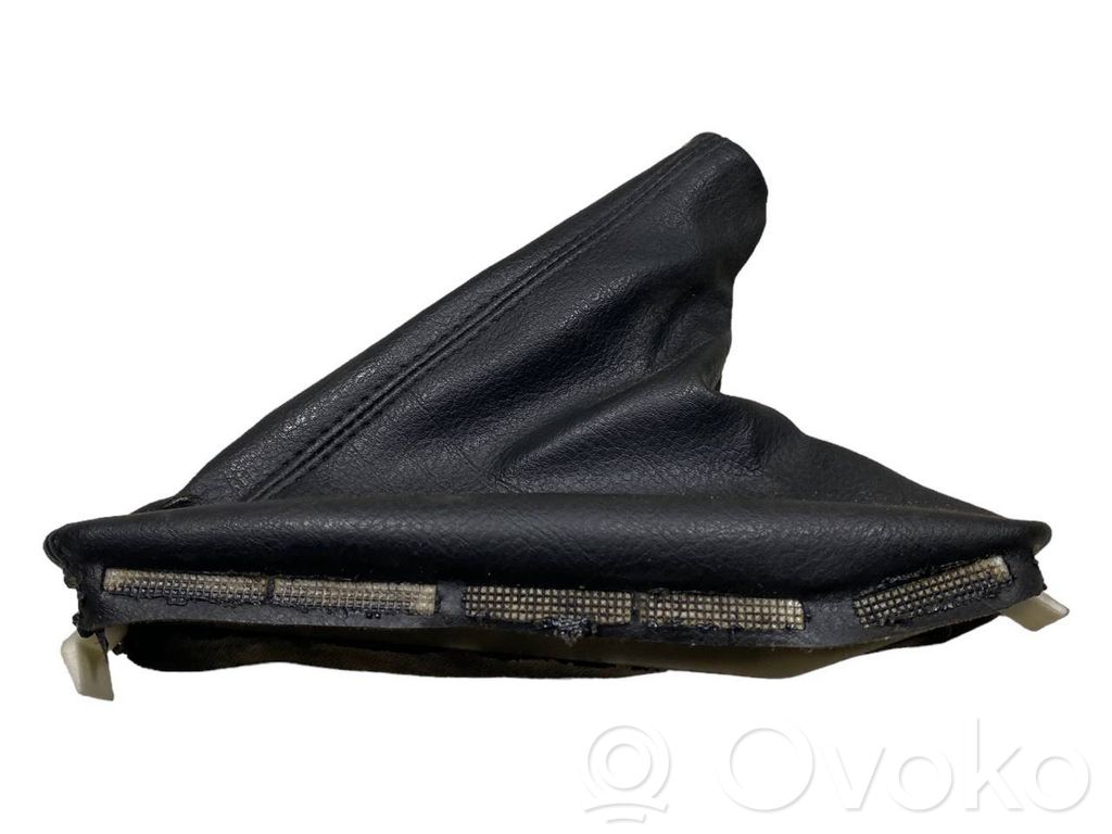 Ātrumu pārslēgšanas sviras dekoratīvā apdare (āda, uzgalis)