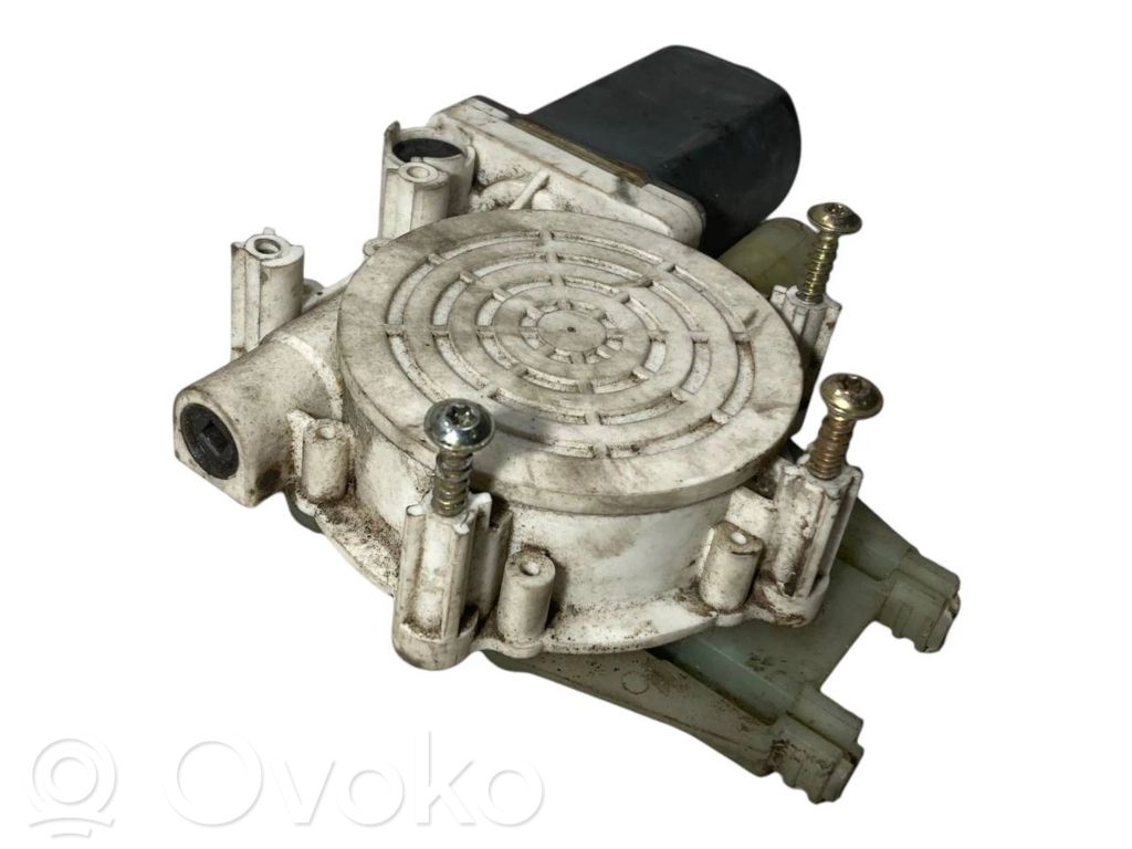 Front window regulator motor