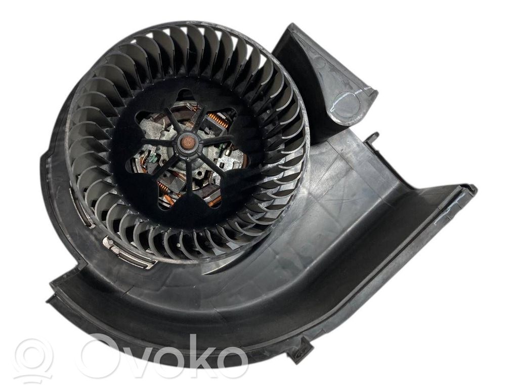 Mazā radiatora ventilators