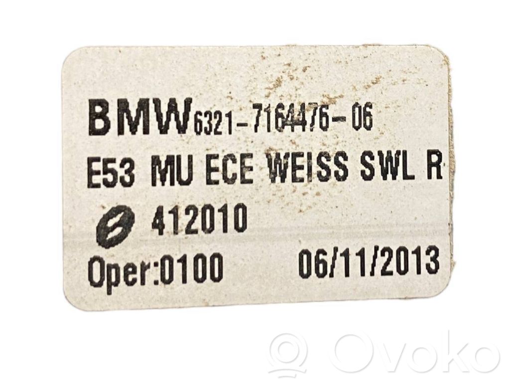 Aizmugurējais lukturis virsbūvē