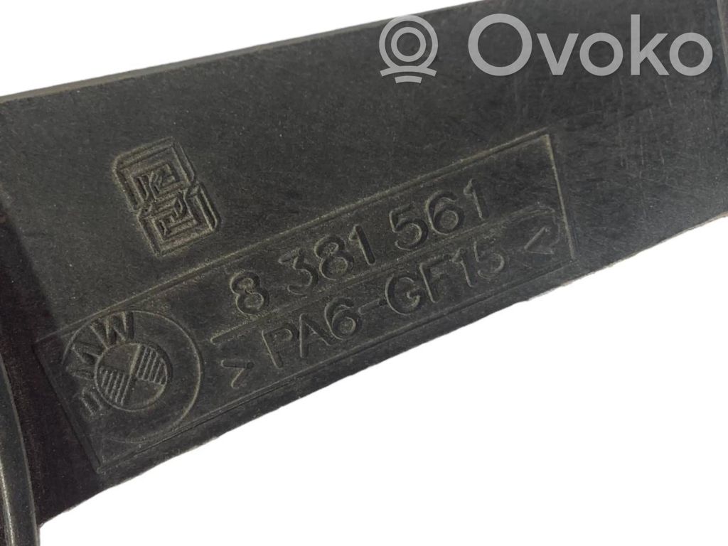 Динамик(и) в передней двери