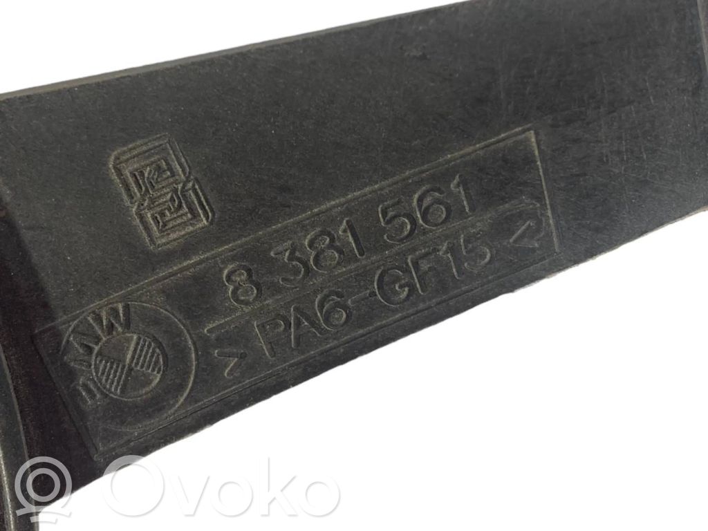 Skaļrunis (-i) priekšējās durvīs