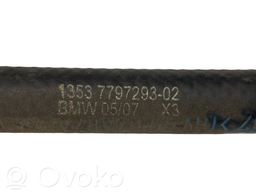 Degvielas caurulīte (-es)