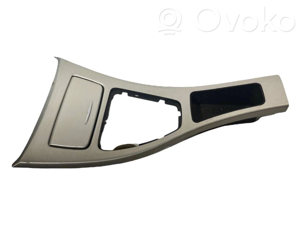 Gear shift lever decorative trim (plastic)
