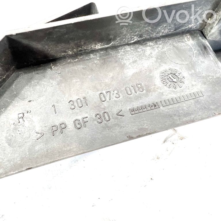 Держатель фары