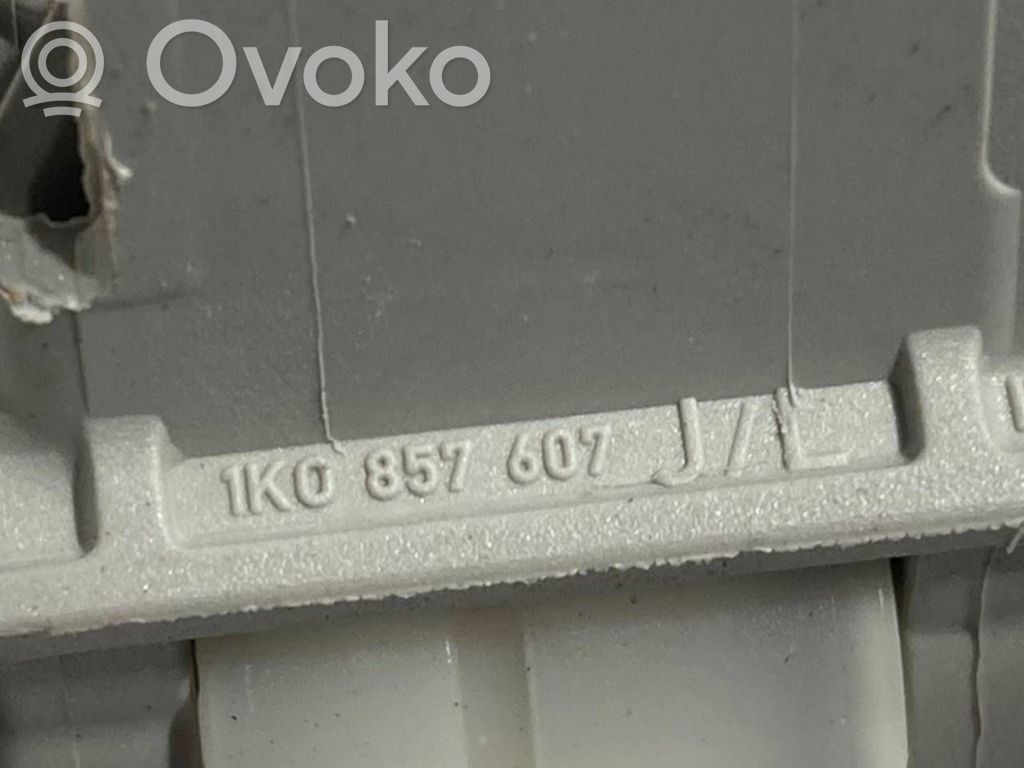 Aizmugurējais rokturis