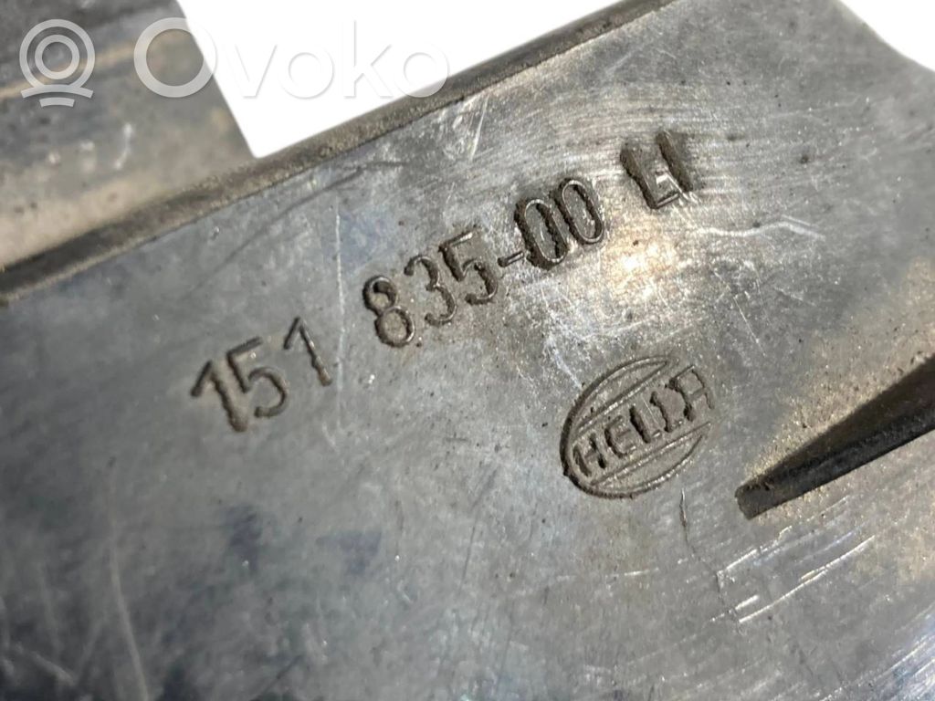 Priekšējā luktura turētājs