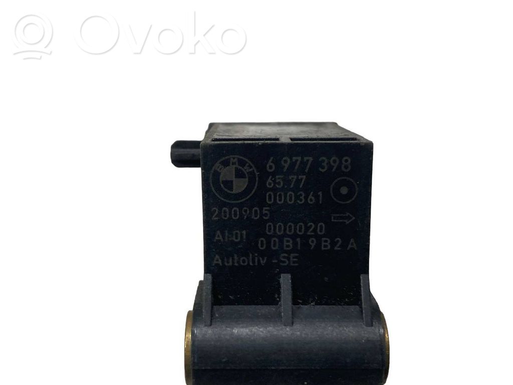 Gaisa spilvenu trieciensensors