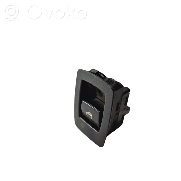 Power window switch