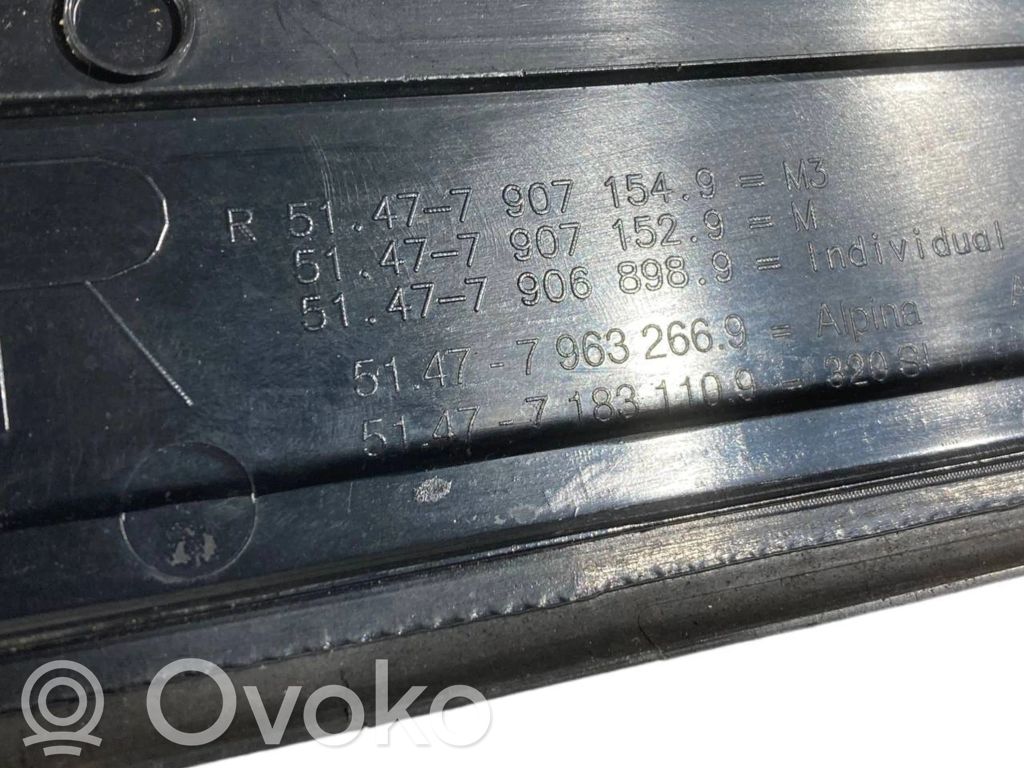 Priekšējā sliekšņa dekoratīvā apdare (iekšējā)