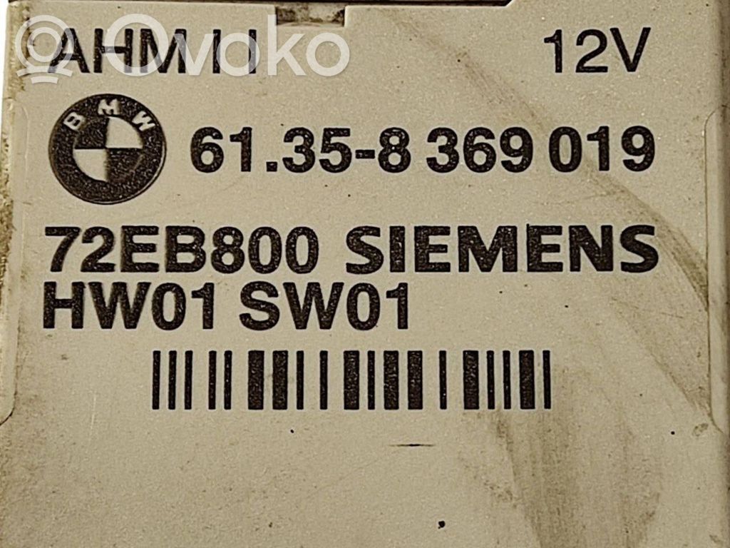 Piekabes āķa vadības bloks