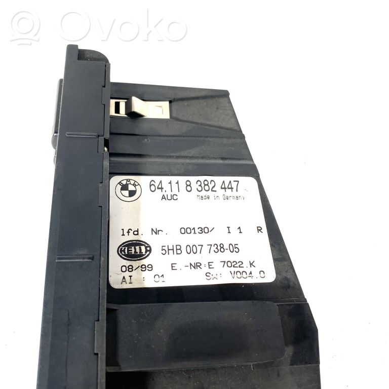 Air conditioning / climate control / interior heating control unit (in the passenger compartment)
