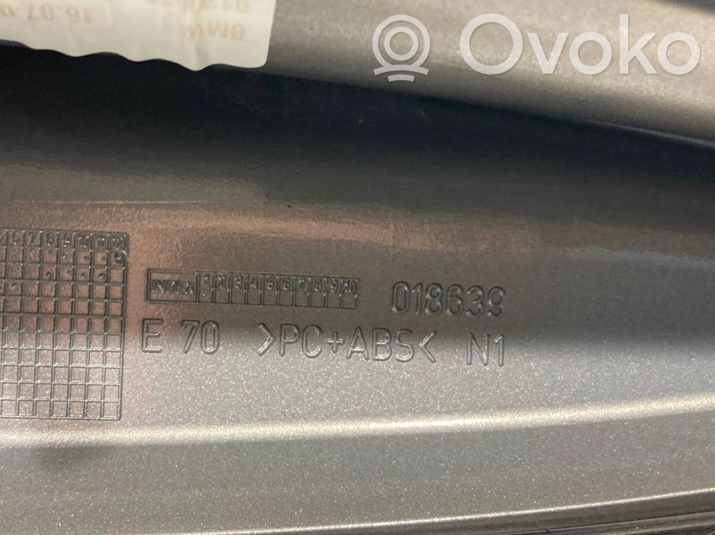Roof (GPS) antenna cover